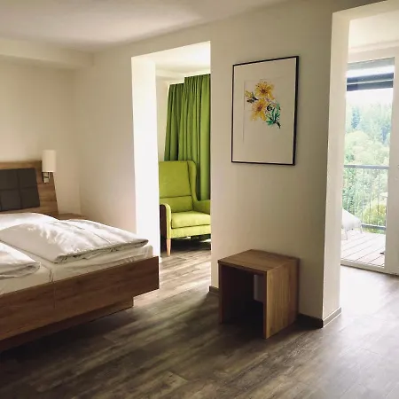 Berg-gasthof Hoetzelein 3* Kunreuth