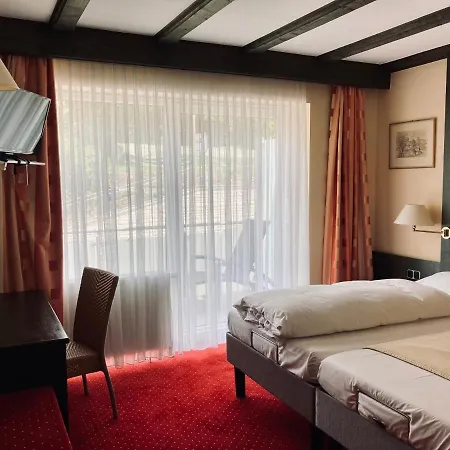 Berg-gasthof Hötzelein Hotel 3*