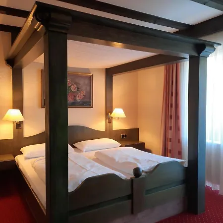 Berg-gasthof Hoetzelein Hotel 3*