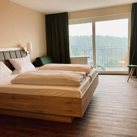 Berg-gasthof Hoetzelein Hotel 3*