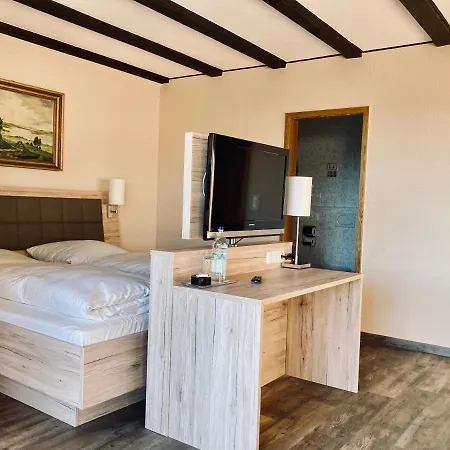 Berg-gasthof Hoetzelein Hotel 3*