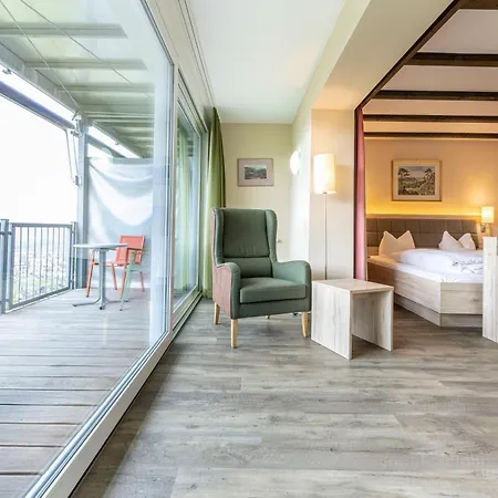 Hotel Berg-gasthof Hoetzelein