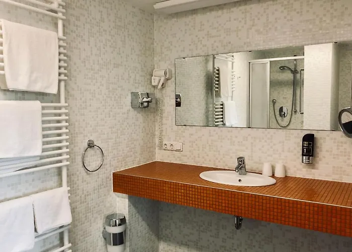 Hotel Berg-gasthof Hoetzelein 3*