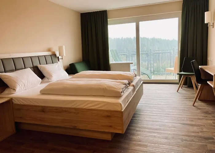 Berg-gasthof Hoetzelein Hotel 3*