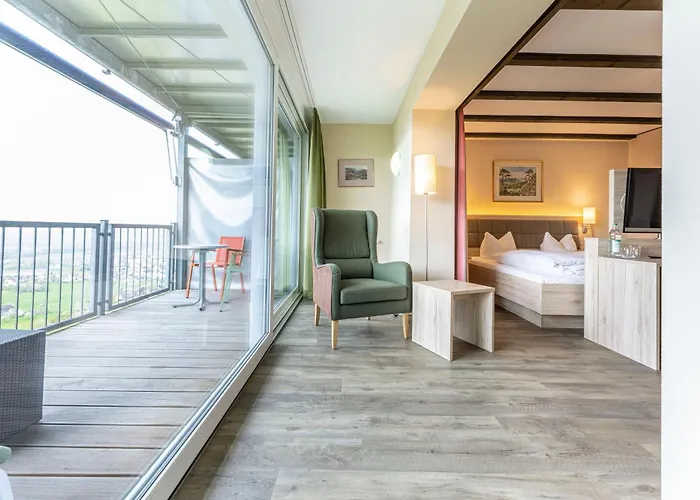 Hotel Berg-gasthof Hoetzelein