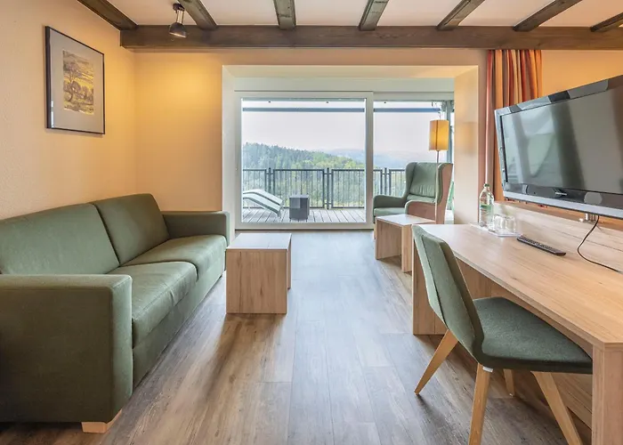 Berg-gasthof Hoetzelein Hotel Kunreuth